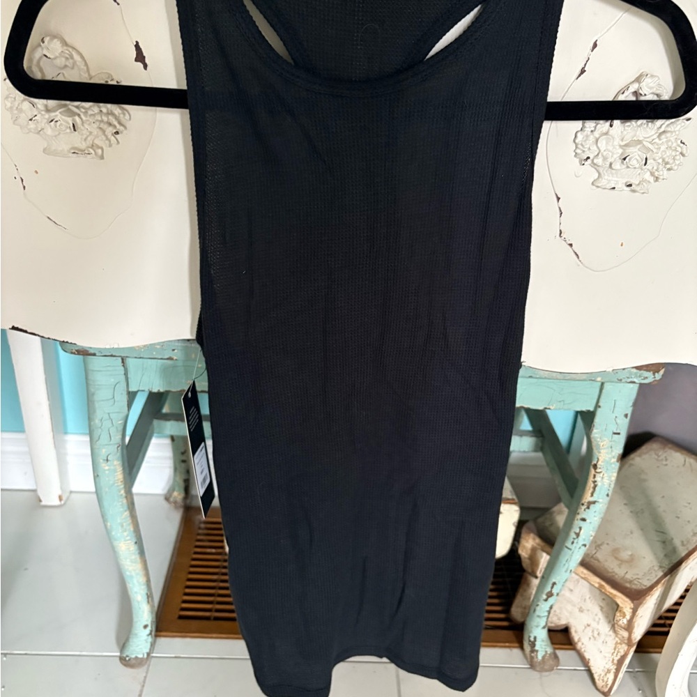 Black Sleeveless Tank Size L